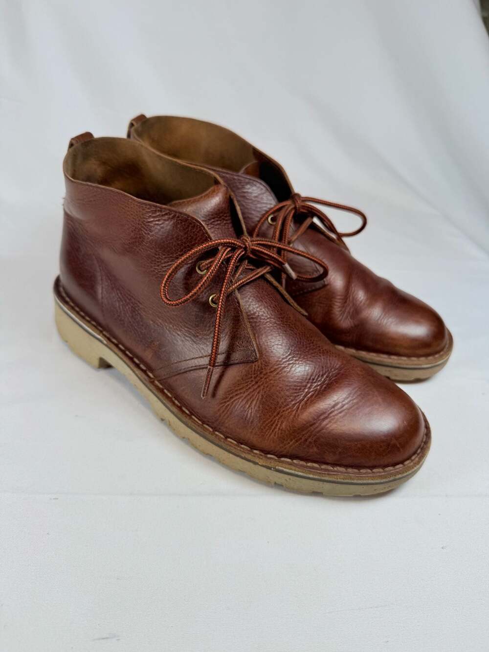 Preppy Quiet Luxury Clarks Overdale Mid Dark Tan Leather Men's Chukka Boots